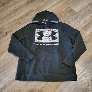 Under Armour Loose Fit Camo Logo Graphic Pullover Hoodie, Mens Size Medium
